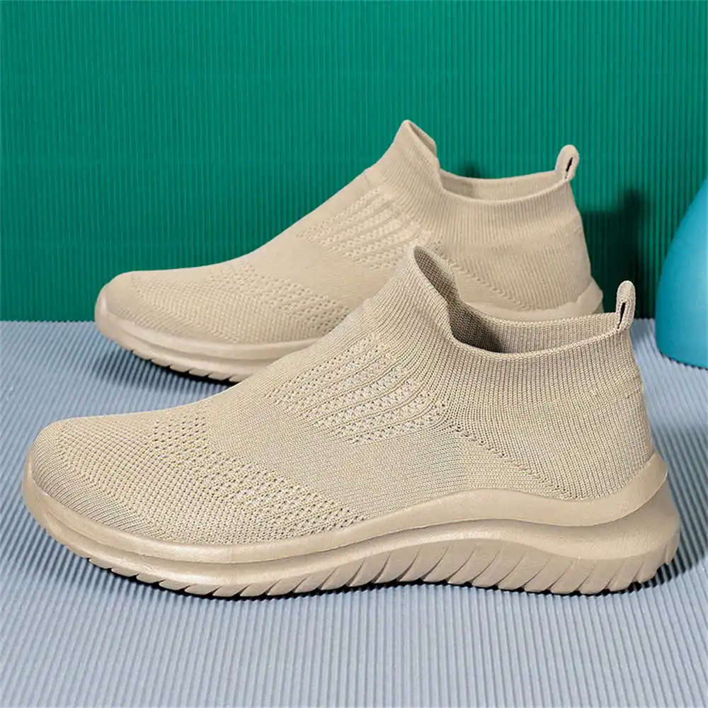 Beige Soft New Novelty Tennis  - đánh giá và giá Men'S Grooming Salon Sky